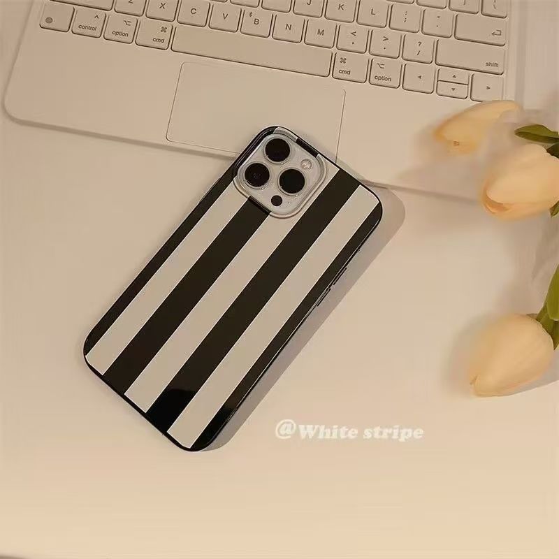 블랙 화이트 라인 디자인의 소형 니치 프레시 아트 디자 - Phone Cases Drawing 리뷰 및 가격