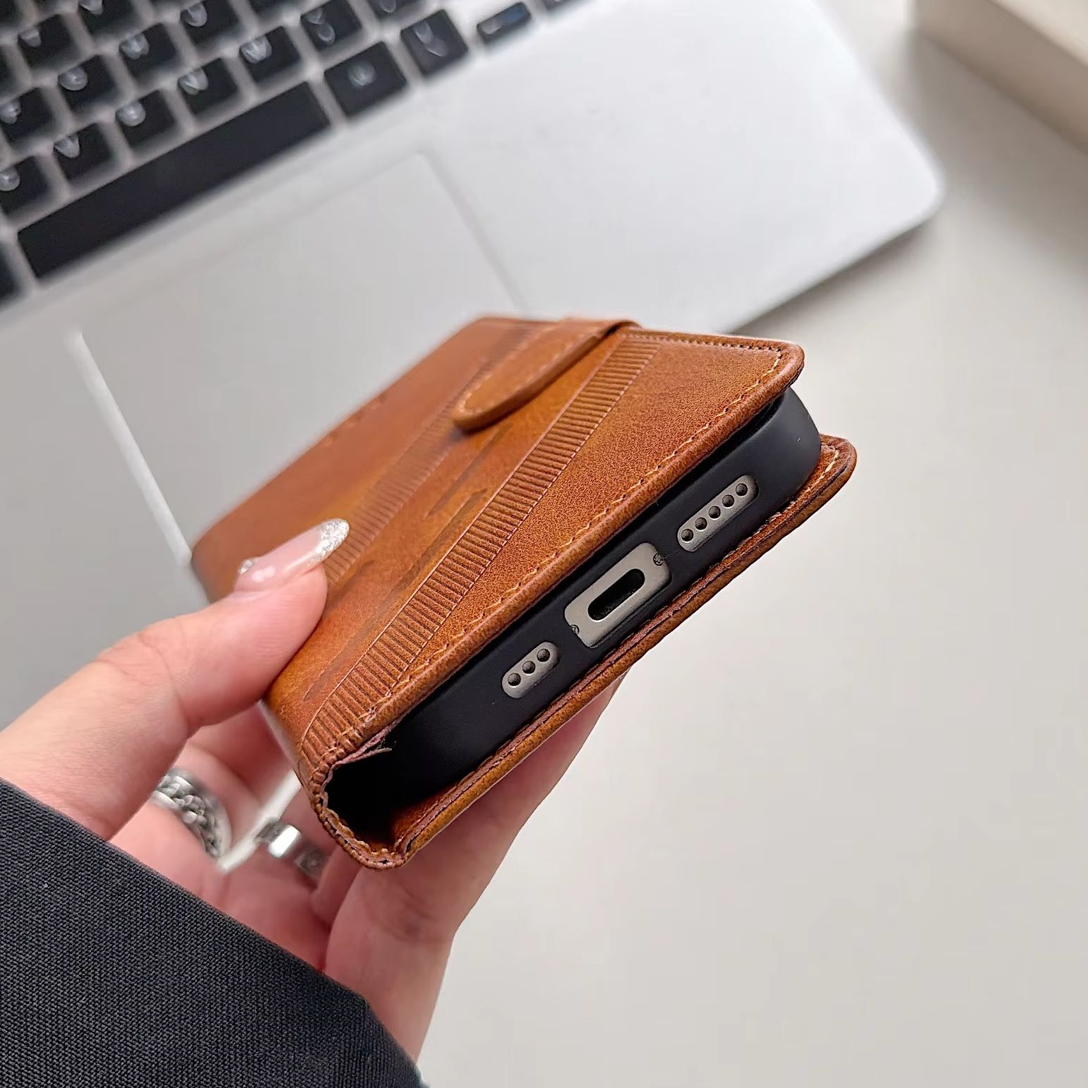 아이폰 17 E 16 15 14 13 12 11 Pro - Phone Cases With Wallet 리뷰 및 가격